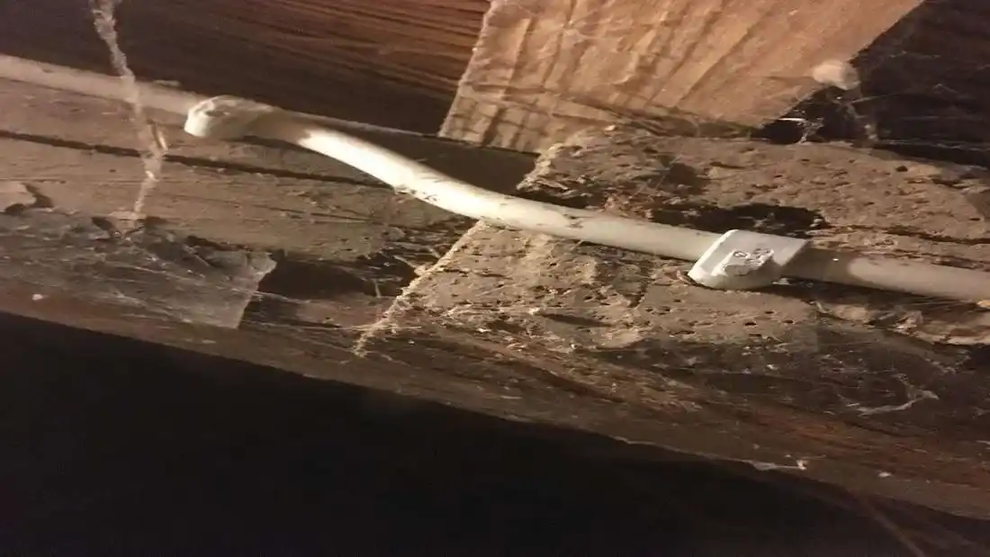 Borebiller i tagkonstruktion og spær på loft i Danmark